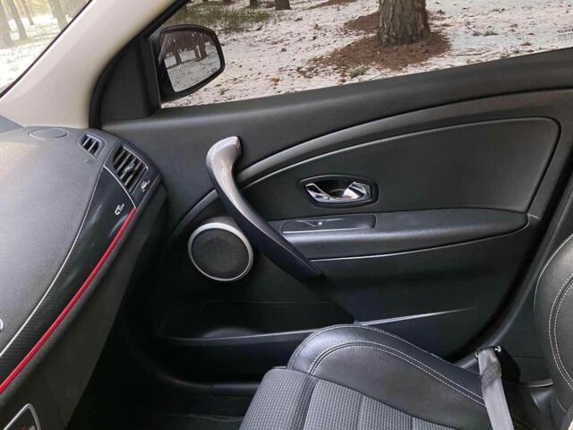 Синий Рено Меган, объемом двигателя 1.5 л и пробегом 273 тыс. км за 8150 $, фото 13 на Automoto.ua