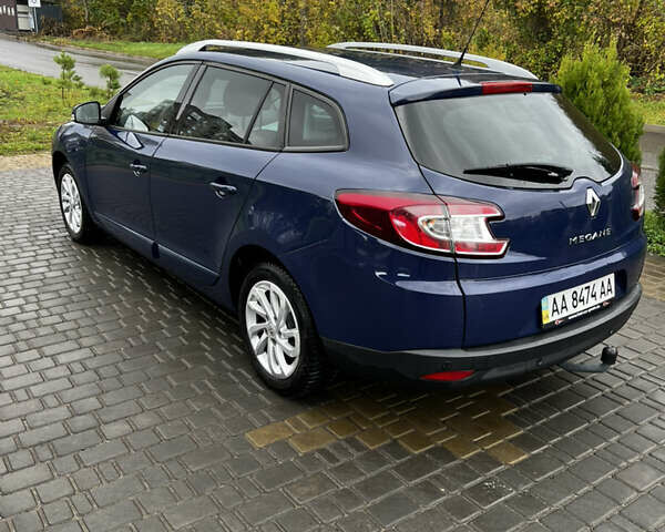 Рено Меган 2012 у Александрие на Automoto.ua Синій Рено Меган, об'ємом двигуна 1.5 л та пробігом 300 тис. км за 7400 $, фото 5 на Automoto.ua