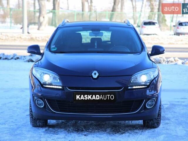 Синій Рено Меган, об'ємом двигуна 1.4 л та пробігом 214 тис. км за 8400 $, фото 1 на Automoto.ua