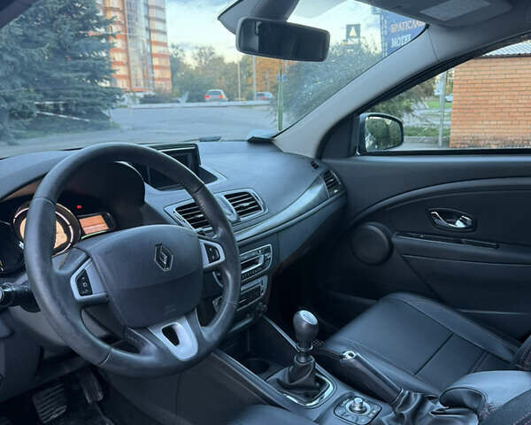 Синій Рено Меган, об'ємом двигуна 1.5 л та пробігом 330 тис. км за 7000 $, фото 9 на Automoto.ua