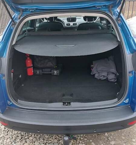 Синій Рено Меган, об'ємом двигуна 1.46 л та пробігом 280 тис. км за 7100 $, фото 3 на Automoto.ua