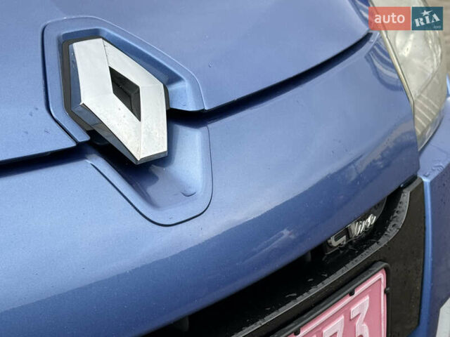 Синий Рено Меган, объемом двигателя 1.6 л и пробегом 338 тыс. км за 6999 $, фото 16 на Automoto.ua