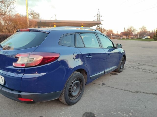 Синій Рено Меган, об'ємом двигуна 1.5 л та пробігом 200 тис. км за 5900 $, фото 4 на Automoto.ua