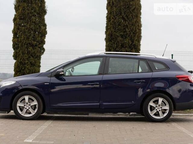Синий Рено Меган, объемом двигателя 1.46 л и пробегом 197 тыс. км за 8199 $, фото 13 на Automoto.ua