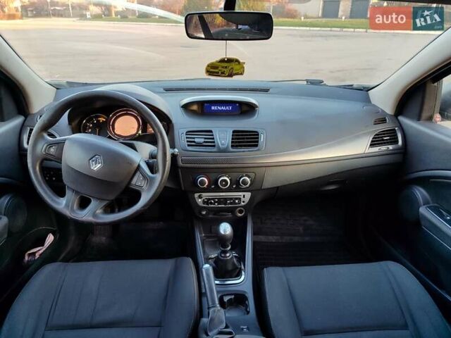 Синий Рено Меган, объемом двигателя 1.46 л и пробегом 200 тыс. км за 5900 $, фото 10 на Automoto.ua