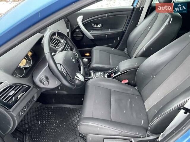 Синий Рено Меган, объемом двигателя 1.5 л и пробегом 230 тыс. км за 6750 $, фото 16 на Automoto.ua