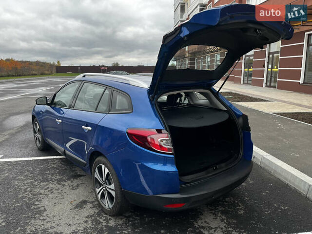 Синій Рено Меган, об'ємом двигуна 1.4 л та пробігом 238 тис. км за 6950 $, фото 87 на Automoto.ua