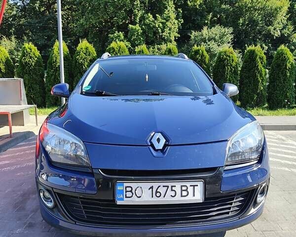 Синий Рено Меган, объемом двигателя 1.46 л и пробегом 195 тыс. км за 7400 $, фото 4 на Automoto.ua