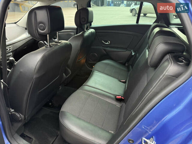 Синий Рено Меган, объемом двигателя 1.6 л и пробегом 338 тыс. км за 6999 $, фото 31 на Automoto.ua