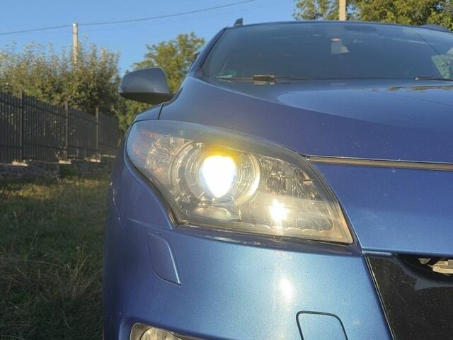 Синій Рено Меган, об'ємом двигуна 1.2 л та пробігом 280 тис. км за 7800 $, фото 5 на Automoto.ua