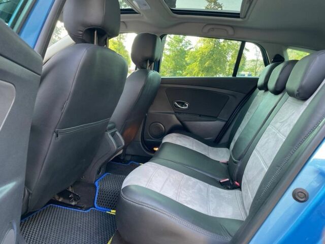 Синий Рено Меган, объемом двигателя 1.5 л и пробегом 301 тыс. км за 9500 $, фото 5 на Automoto.ua