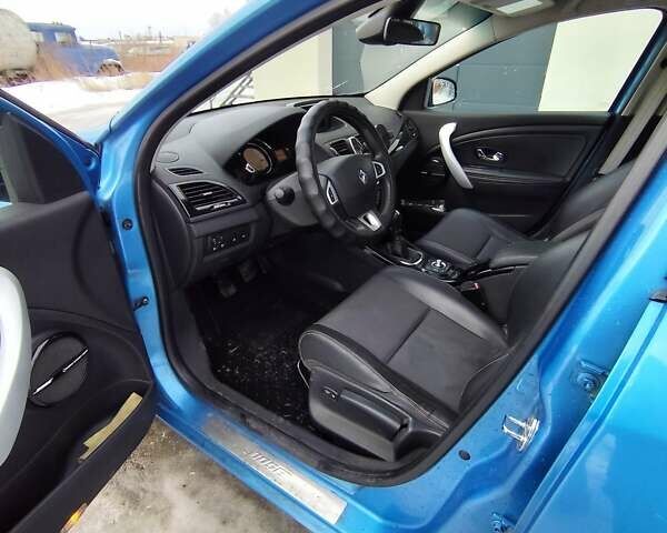 Синий Рено Меган, объемом двигателя 1.46 л и пробегом 280 тыс. км за 7750 $, фото 48 на Automoto.ua