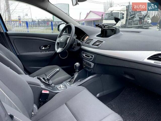 Синій Рено Меган, об'ємом двигуна 1.6 л та пробігом 222 тис. км за 8500 $, фото 12 на Automoto.ua