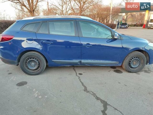 Синий Рено Меган, объемом двигателя 1.46 л и пробегом 200 тыс. км за 5900 $, фото 8 на Automoto.ua