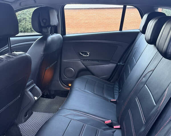 Синій Рено Меган, об'ємом двигуна 1.5 л та пробігом 330 тис. км за 7000 $, фото 16 на Automoto.ua