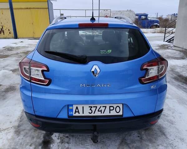 Синий Рено Меган, объемом двигателя 1.46 л и пробегом 280 тыс. км за 7750 $, фото 61 на Automoto.ua