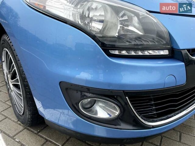Синій Рено Меган, об'ємом двигуна 1.6 л та пробігом 222 тис. км за 8500 $, фото 9 на Automoto.ua