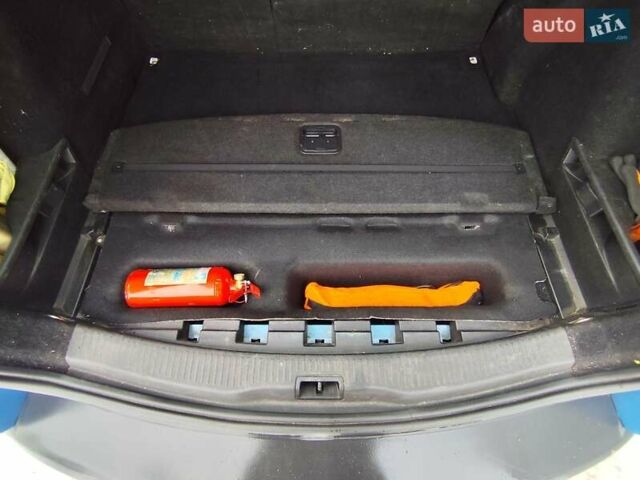 Синий Рено Меган, объемом двигателя 1.46 л и пробегом 280 тыс. км за 7750 $, фото 38 на Automoto.ua