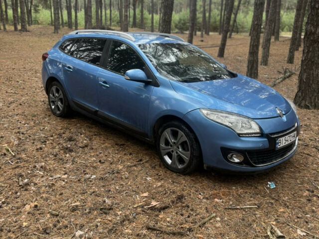 Синий Рено Меган, объемом двигателя 1.46 л и пробегом 247 тыс. км за 7000 $, фото 2 на Automoto.ua