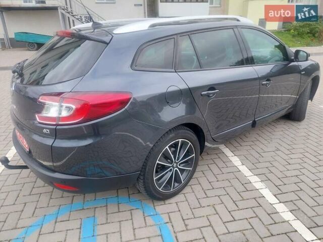 Синій Рено Меган, об'ємом двигуна 1.6 л та пробігом 247 тис. км за 9000 $, фото 5 на Automoto.ua