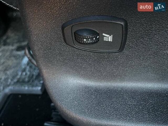 Синій Рено Меган, об'ємом двигуна 1.6 л та пробігом 211 тис. км за 7250 $, фото 24 на Automoto.ua