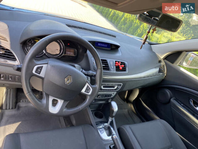 Синий Рено Меган, объемом двигателя 1.5 л и пробегом 230 тыс. км за 6600 $, фото 8 на Automoto.ua