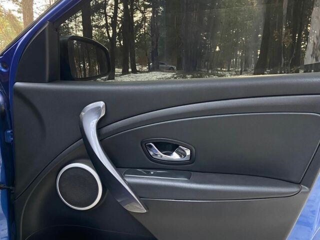 Синий Рено Меган, объемом двигателя 1.5 л и пробегом 273 тыс. км за 8150 $, фото 17 на Automoto.ua