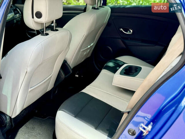 Синій Рено Меган, об'ємом двигуна 1.5 л та пробігом 230 тис. км за 9999 $, фото 13 на Automoto.ua