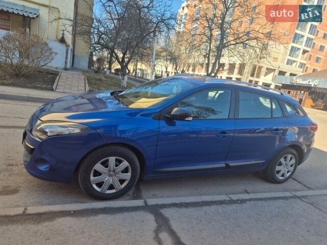 Синий Рено Меган, объемом двигателя 1.6 л и пробегом 182 тыс. км за 7600 $, фото 17 на Automoto.ua