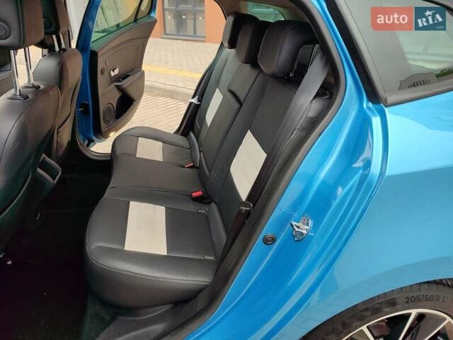 Синий Рено Меган, объемом двигателя 1.5 л и пробегом 200 тыс. км за 8999 $, фото 64 на Automoto.ua