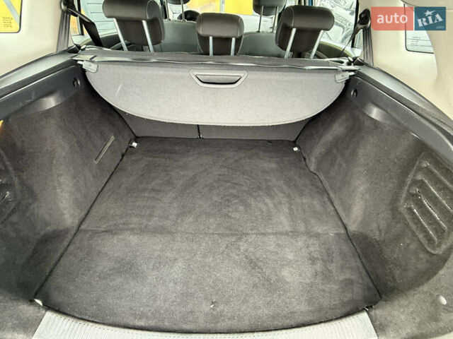 Синий Рено Меган, объемом двигателя 1.5 л и пробегом 286 тыс. км за 7800 $, фото 34 на Automoto.ua