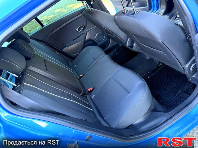 Синий Рено Меган, объемом двигателя 1.5 л и пробегом 242 тыс. км за 8850 $, фото 8 на Automoto.ua