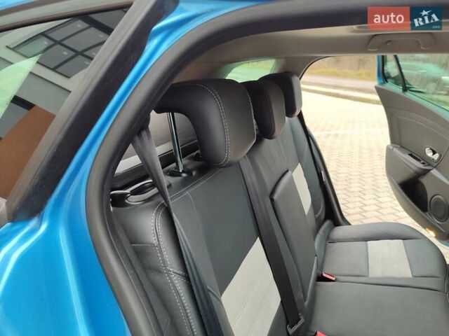 Синий Рено Меган, объемом двигателя 1.5 л и пробегом 200 тыс. км за 8999 $, фото 81 на Automoto.ua