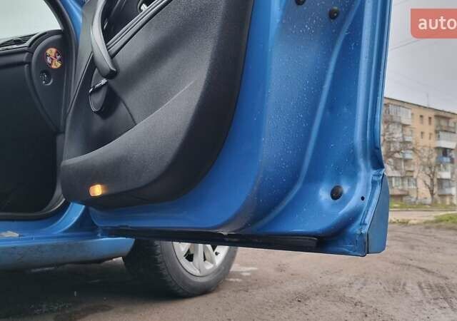 Синий Рено Меган, объемом двигателя 1.5 л и пробегом 187 тыс. км за 8700 $, фото 15 на Automoto.ua