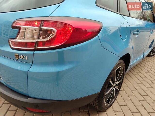 Синий Рено Меган, объемом двигателя 1.5 л и пробегом 200 тыс. км за 8999 $, фото 19 на Automoto.ua