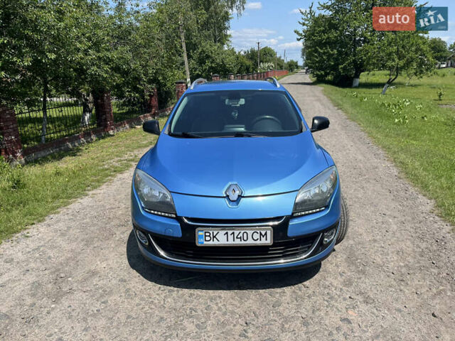 Синий Рено Меган, объемом двигателя 1.46 л и пробегом 296 тыс. км за 9200 $, фото 2 на Automoto.ua