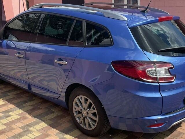 Синий Рено Меган, объемом двигателя 0 л и пробегом 240 тыс. км за 9550 $, фото 6 на Automoto.ua