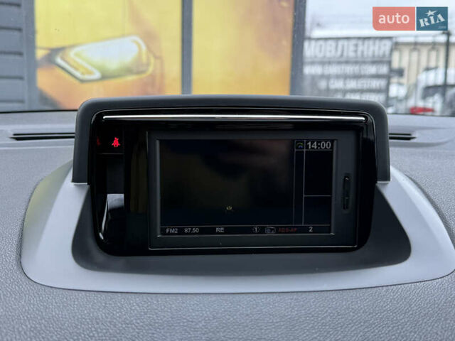 Синий Рено Меган, объемом двигателя 1.5 л и пробегом 286 тыс. км за 7800 $, фото 41 на Automoto.ua