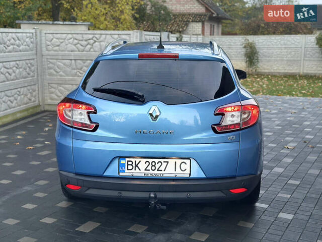 Синий Рено Меган, объемом двигателя 1.5 л и пробегом 257 тыс. км за 8600 $, фото 4 на Automoto.ua