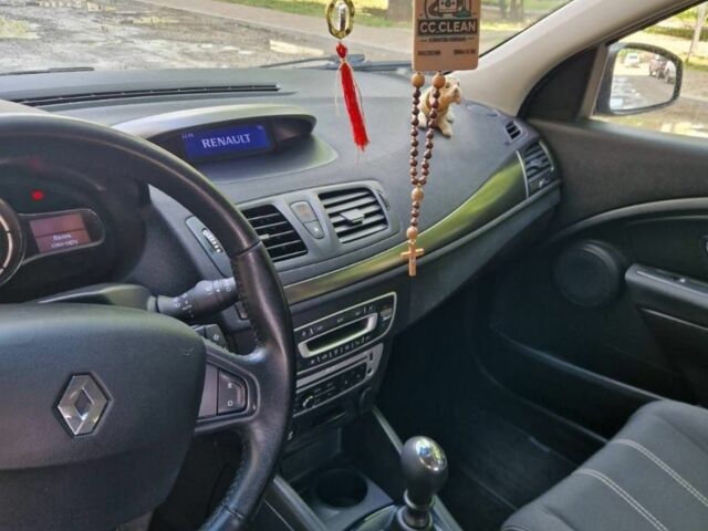 Синій Рено Меган, об'ємом двигуна 0 л та пробігом 195 тис. км за 7115 $, фото 8 на Automoto.ua