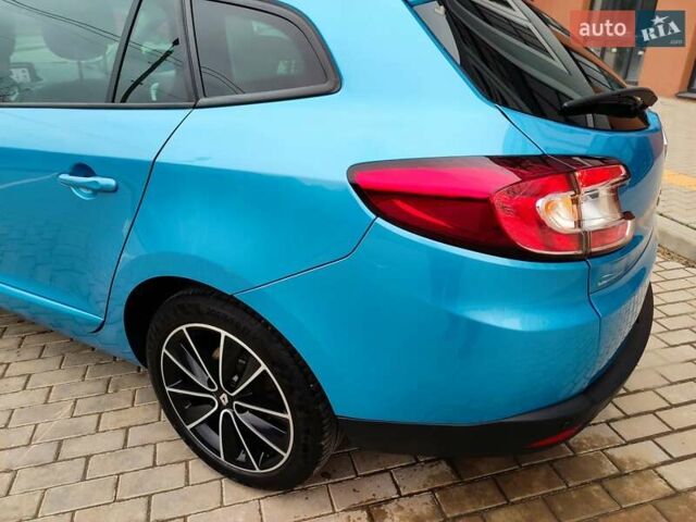 Синий Рено Меган, объемом двигателя 1.5 л и пробегом 200 тыс. км за 8999 $, фото 31 на Automoto.ua