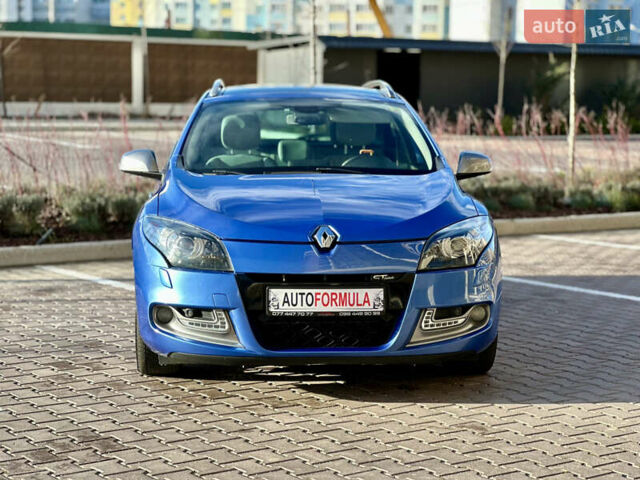 Синий Рено Меган, объемом двигателя 1.5 л и пробегом 228 тыс. км за 10490 $, фото 3 на Automoto.ua