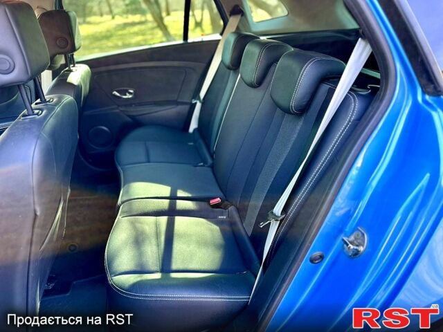 Синій Рено Меган, об'ємом двигуна 15 л та пробігом 239 тис. км за 8900 $, фото 9 на Automoto.ua