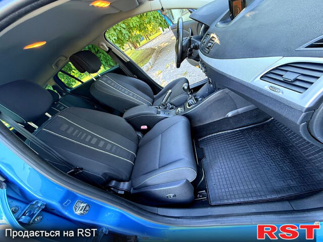 Синий Рено Меган, объемом двигателя 1.5 л и пробегом 242 тыс. км за 8850 $, фото 7 на Automoto.ua