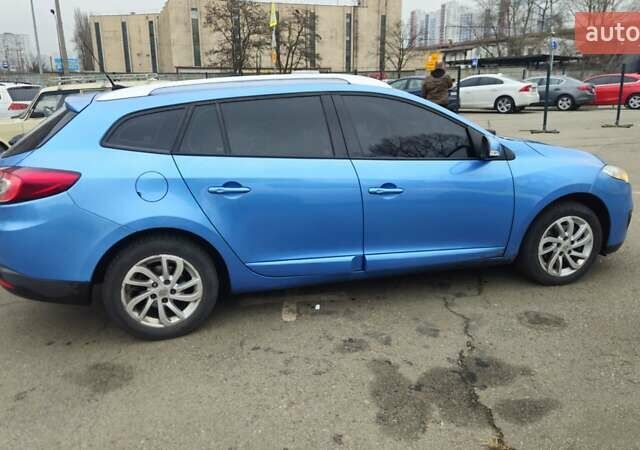 Синий Рено Меган, объемом двигателя 1.46 л и пробегом 265 тыс. км за 7900 $, фото 2 на Automoto.ua