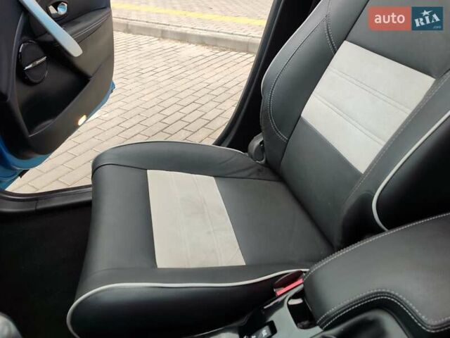 Синий Рено Меган, объемом двигателя 1.5 л и пробегом 200 тыс. км за 8999 $, фото 61 на Automoto.ua