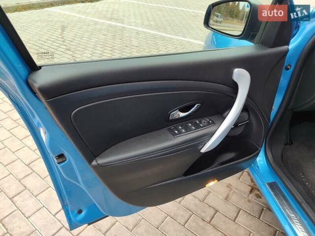 Синий Рено Меган, объемом двигателя 1.5 л и пробегом 200 тыс. км за 8999 $, фото 46 на Automoto.ua