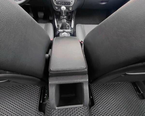 Синій Рено Меган, об'ємом двигуна 1.46 л та пробігом 303 тис. км за 8100 $, фото 16 на Automoto.ua