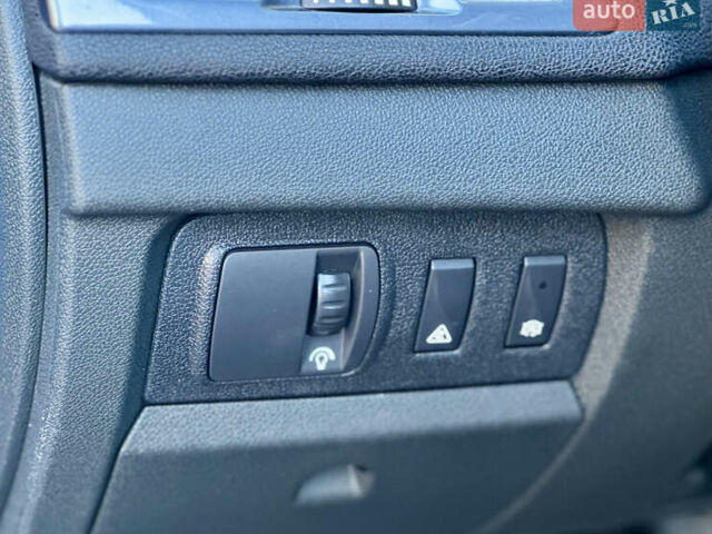 Синий Рено Меган, объемом двигателя 1.5 л и пробегом 228 тыс. км за 10490 $, фото 22 на Automoto.ua