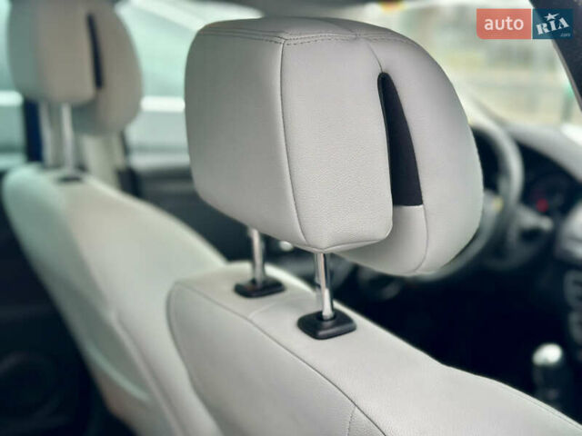 Синий Рено Меган, объемом двигателя 1.5 л и пробегом 228 тыс. км за 10490 $, фото 52 на Automoto.ua